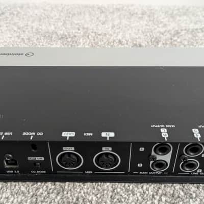 Steinberg UR44 6x4 USB 2.0 Audio Interface with MIDI I/O 2010s - Silver/Black image 3