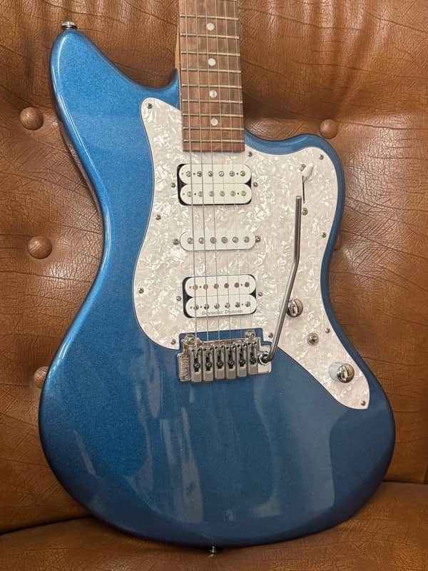 M.D. Guitars G8-AL MBL image 1