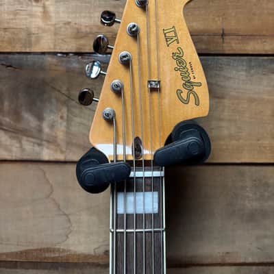 Squier Classic Vibe Bass VI 3-Tone Sunburst image 5