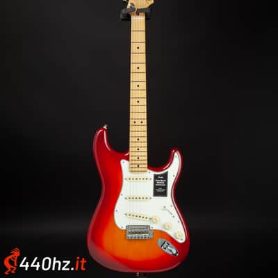 Fender Player II Stratocaster - Aged Cherry Burst image 4