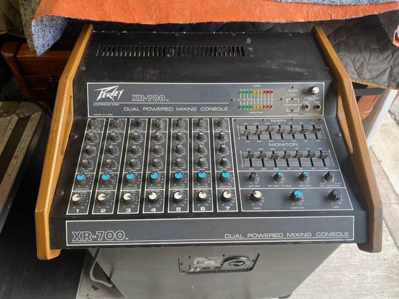 Peavey XR-700 Dual Powered Mixing Console As-Is image 1