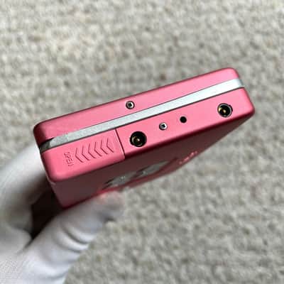 Sony WM-EX633 Walkman Cassette Player, Rare Pink ! Working ! image 12