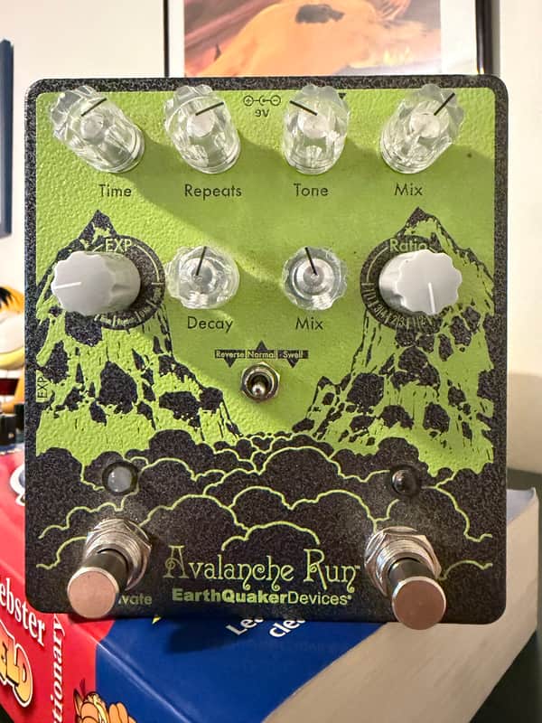EarthQuaker Devices Avalanche Run Stereo Reverb & Delay with Tap Tempo V2 2018 - Present - Various image 1
