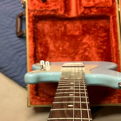 Fender Offset Series Duo-Sonic HS with Pau Ferro Fretboard 2017 - 2019 - Daphne Blue image 13