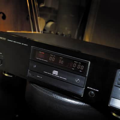 Kenwood DP X9010 CD transport image 1