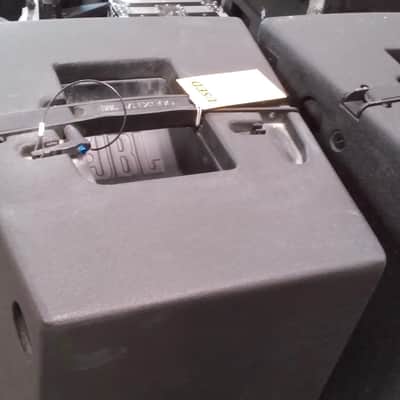 ++ JBL  VRX-932 LA-1 Compact Line Array Speaker - Black image 3