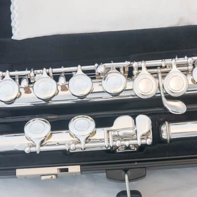 Yamaha YFL-200AD Advantage Standard Flute *Overhauled New Pads *Ready to play image 3