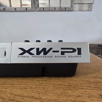Casio XW-P1 61-Key Performance Synthesizer 2010s - Silver image 9