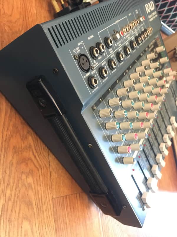 ROLAND CPM-300 10 CHANNEL 300W POWERED MIXER | Reverb