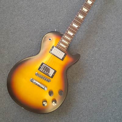 Gibson Les Paul Studio 2011 - Dark sunburst image 2