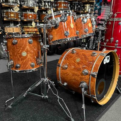 ~WOW!~ Early DW Collector's Standard Maple 4-Piece 10/12/14/20 Drum Kit Set in Natural Gloss Lacquer over Exotic Okuome Feather with Chrome Hardware image 2