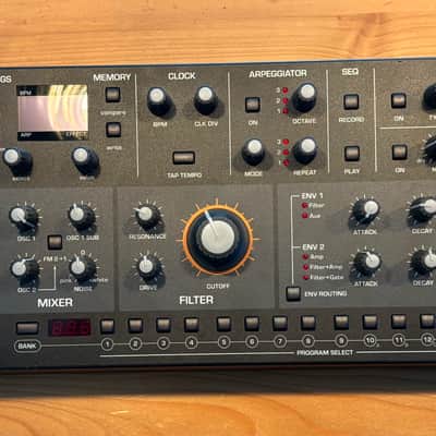 Sequential Take 5 Desktop 5-Voice Synthesizer Module mit Garantie image 2