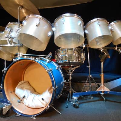 Ludwig, Blaemere Fiberglass, Custom 1969 Blue Sparkle, Beige image 1