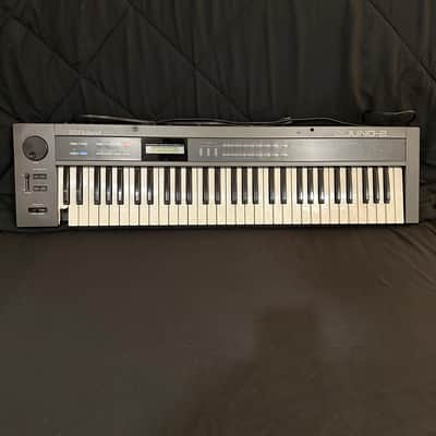 Roland Alpha Juno-2 61-Key Programmable Polyphonic Synthesizer 1985 - 1988 - Works Great, Only Cosmetic Issues