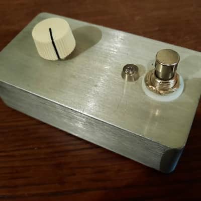 Handwired MXR Micro Amp Clone, one knob clean boost image 1