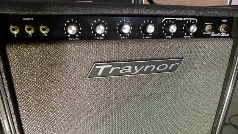 Traynor YGM-4 Studio Mate 25-Watt 4x8" Guitar Combo image 2