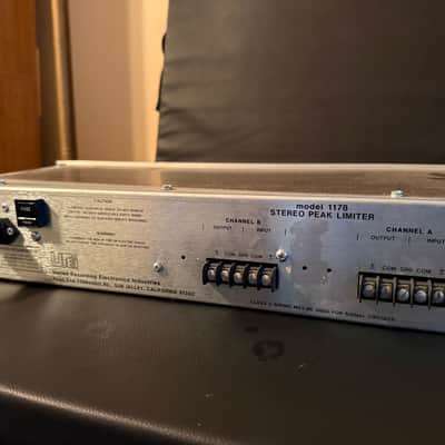 Urei 1178 Stereo Peak Limiter 1970s - Silverface image 4