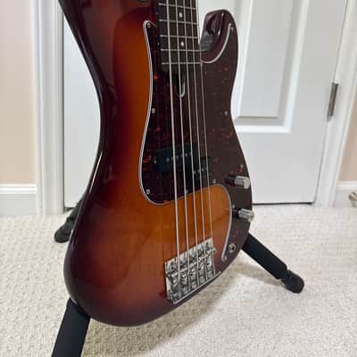 Sire Marcus Miller P5R 5-String 2022 - Present - Tobacco Sunburst image 3