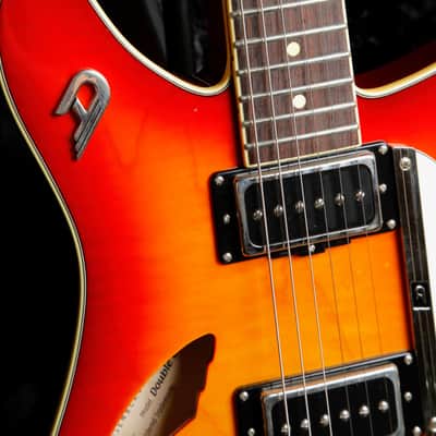 Duesenberg Double Cat Semi-Hollow Fire Burst Electric Guitar Pre-Owned image 5