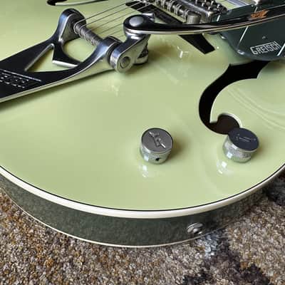 Gretsch G6118T Anniversary with Bigsby 2003 - 2016 - Smoke Green 2-Tone image 11