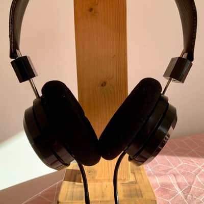 Grado Labs SR60 image 3