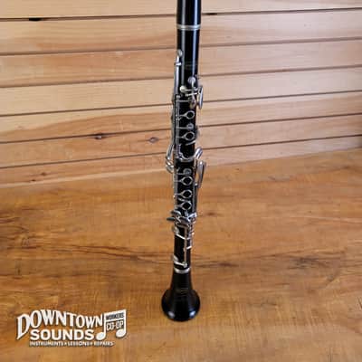 Bundy Resonite Clarinet with Bundy Hard Case - As Is, Needs Repair image 2
