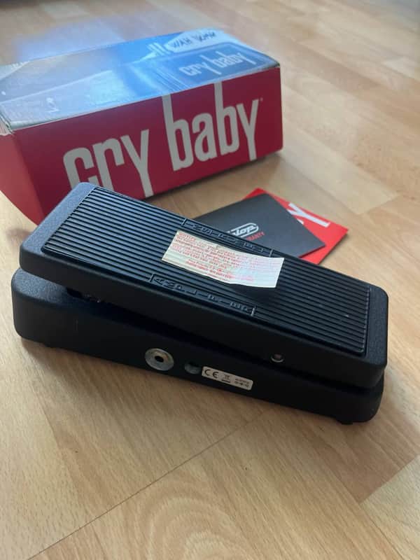 Dunlop GCB95 Cry Baby Standard Wah 1982 - Present - Black image 1