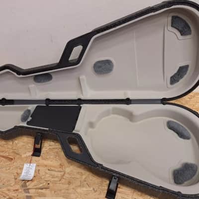TRIC 28290 Folk / Classic case 2015- - Black image 3