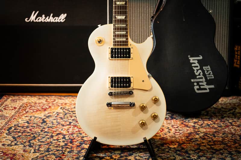 Gibson Les Paul Signature T with Min-ETune Robot Tuners 2013 - Alpine White Burst image 1