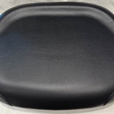 Yamaha DS-950 Drum Throne - Deluxe Adjustable Bench Style Seat - Heavy Duty image 8