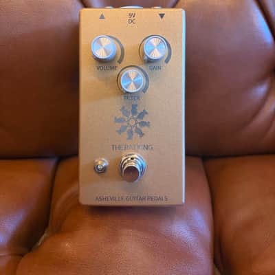 Asheville Guitar Pedals Rat 🐀 King 👑 2026  - Gold 1 of 15 image 1