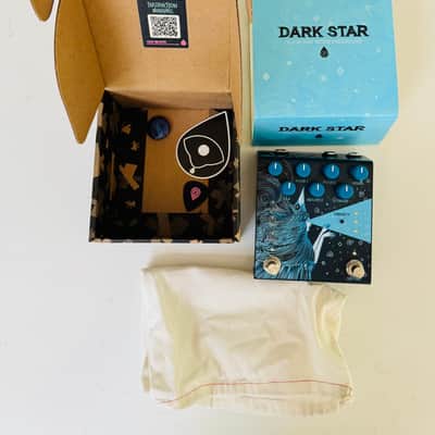 Old Blood Noise Endeavors Dark Star Stereo Reverb and Pitch Shifting Pedal - Blue image 3