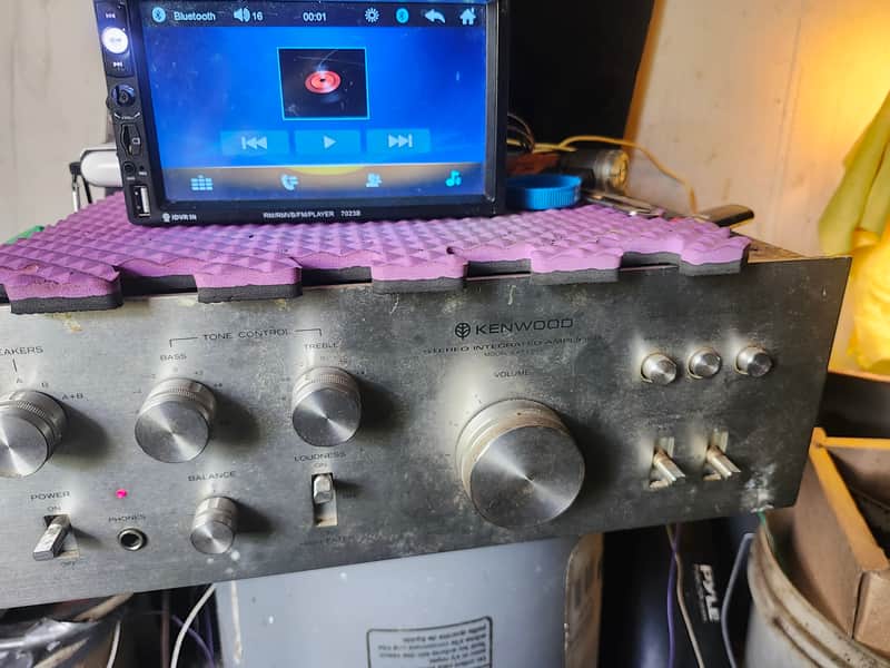Kenwood KA-3500 1970s - Brushed aluminum