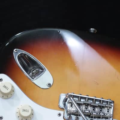 Fender '62 Stratocaster Reissue STD-62 MIJ 3-Color Sunburst El. Guitar w/Case image 13