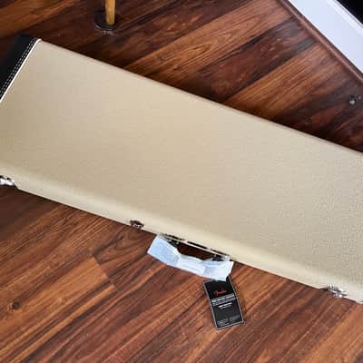 MINT Fender Limited Edition '59 Stratocaster Made From 135-Year Old Eastern White Pine Beautiful Birdseye 6 lbs. 9 ozs. image 25