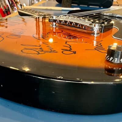SIGNED Epiphone Les Paul Junior Model - Two-Tone Sunburst - ALL 8 MEMBERS OF THE MARS VOLTA!!! image 15