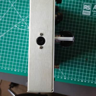 Electro-Harmonix Wiggler Tube Vibrato / Tremolo 2002 - 2020 - Tan / Silver / Black image 4