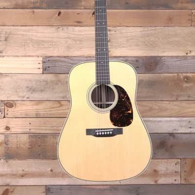 Martin HD-28 Acoustic Guitar Natural w/ Case image 4