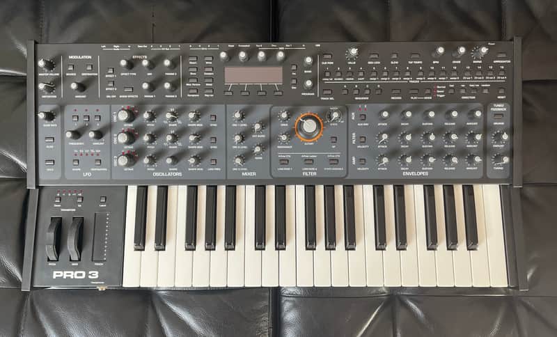 Sequential Pro 3 37-Key 3-Voice Monophonic / Paraphonic Synthesizer 2020 - Present - Black image 1