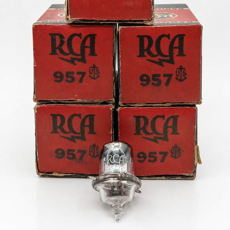 RCA 957