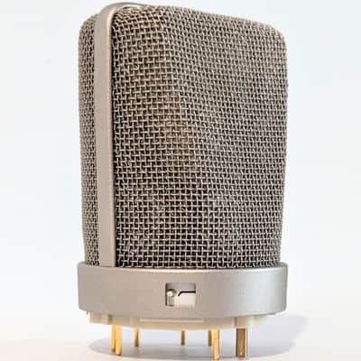 IMMACULATE U 87 Ai W/ HARD SHELL CASE image 11