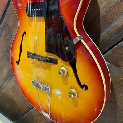 1962 Gibson ES-125TC, Cherry Sunburst image 4
