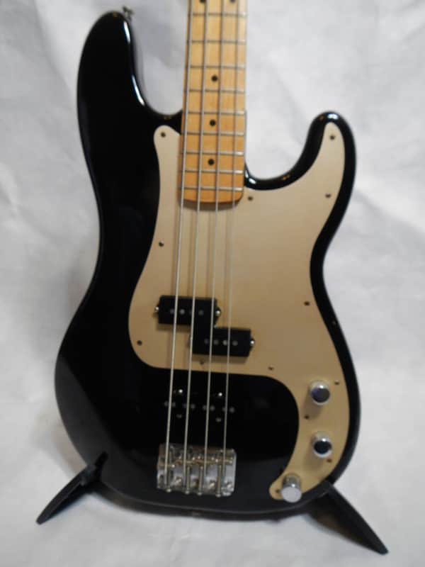 1997 FENDER CALIFORNIA SERIES PRECISION BASS @ USA @ BLACK w/GOLD METAL PICK image 1