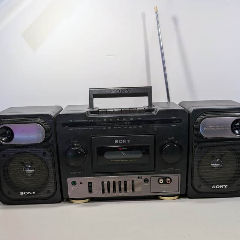 1990s Sony CFS-1035 Black
