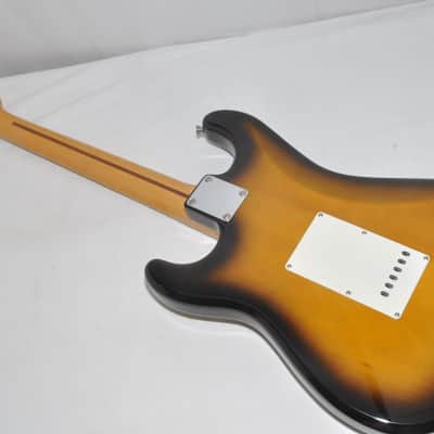 Fender JAPAN ST-57 1997～2000 Electric  Guitar Ref. No.5981 image 12