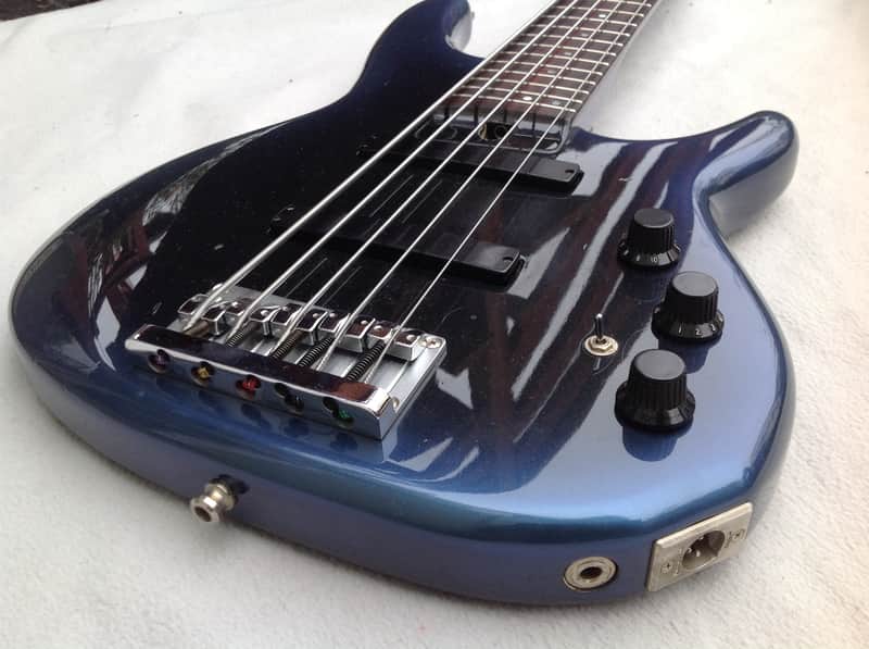 Heartfield by Fender DR-5 Blueburst 5-String Bass Made in Japan