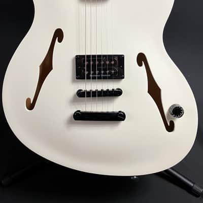 Fender Tom DeLonge Starcaster Semi-Hollow Electric Guitar Satin Olympic White Finish image 2