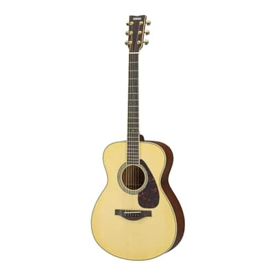 Yamaha L Series Mahogany Small Body Acoustic Guitar image 2