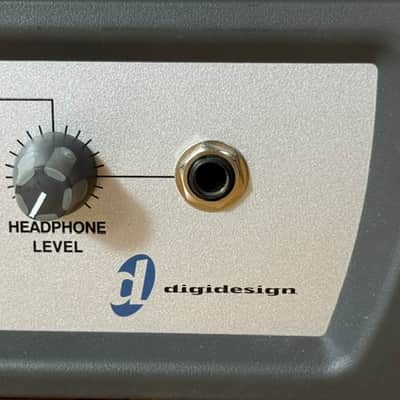 Digidesign Digi002R FireWire Audio Interface, w/ Power Cable, Excellent Condition image 6