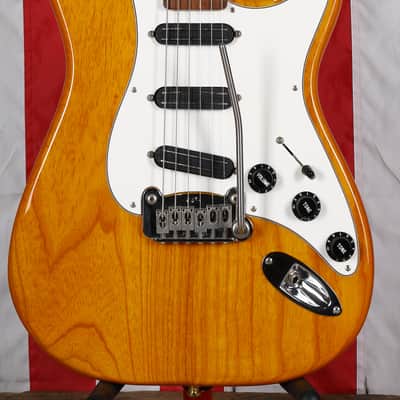 G&L Plek'd Legacy Special  USA - Natural image 2